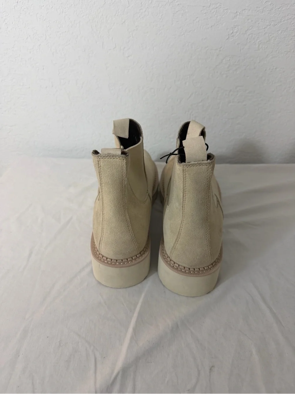 Ariat Beige Suede Chukka Boots for Men